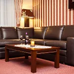 酒店 劳格斯酒店 2*