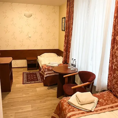 فندق لوغوس 2*