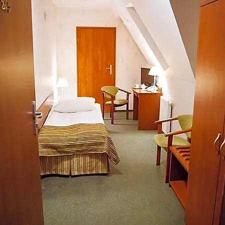 Hotel Logos