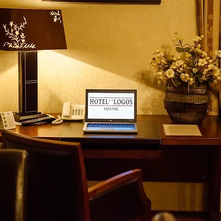 Hotel Logos
